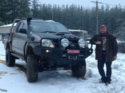 CalOffroad Customer Rides Toyota Hilux 6 inch Lift